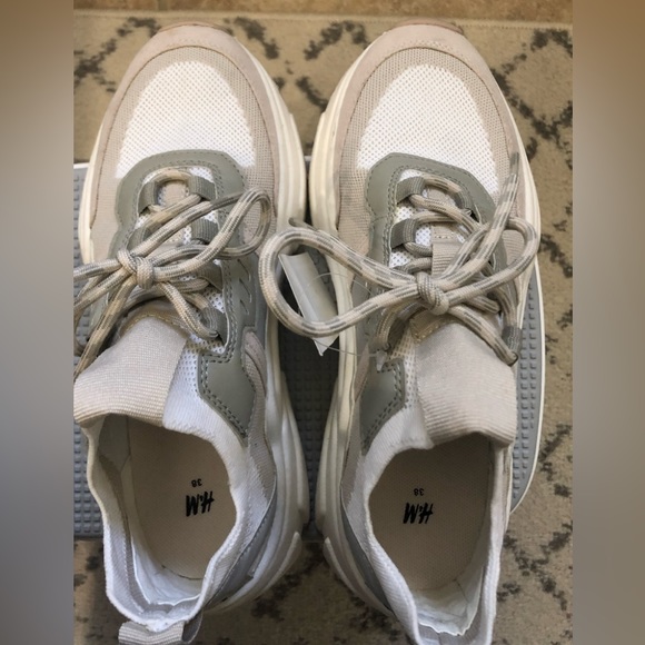 Chunky Sneakers - Picture 2 of 8